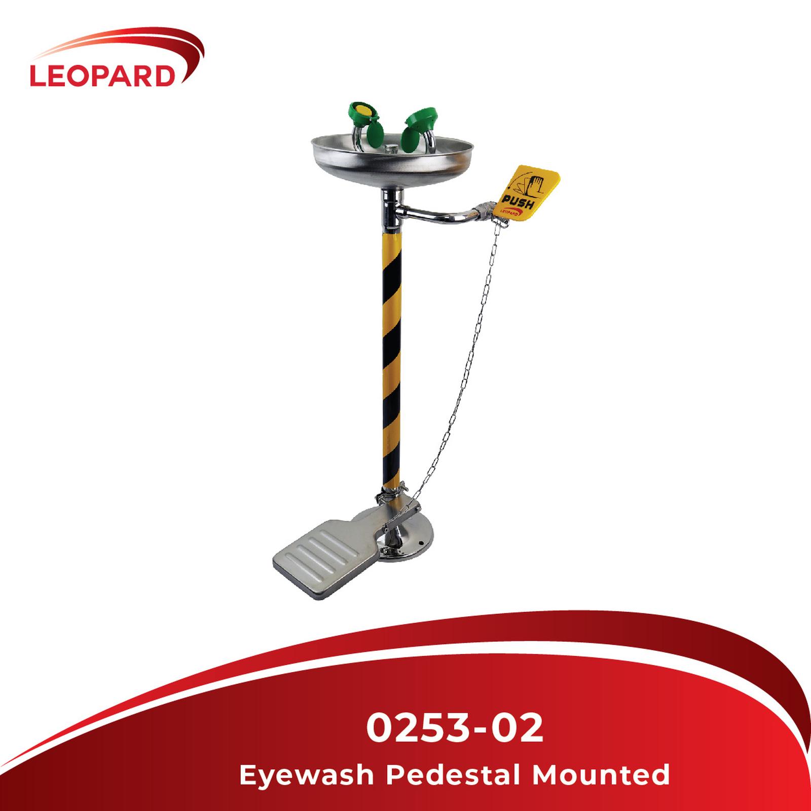 Eye Wash Pedestal Mounted "LEOPARD" 0253-02